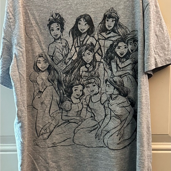 Disney Gray T-Shirt with Princess Sketch - Picture 3 of 3